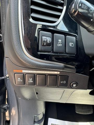 used 2018 Mitsubishi Outlander PHEV car, priced at $13,998