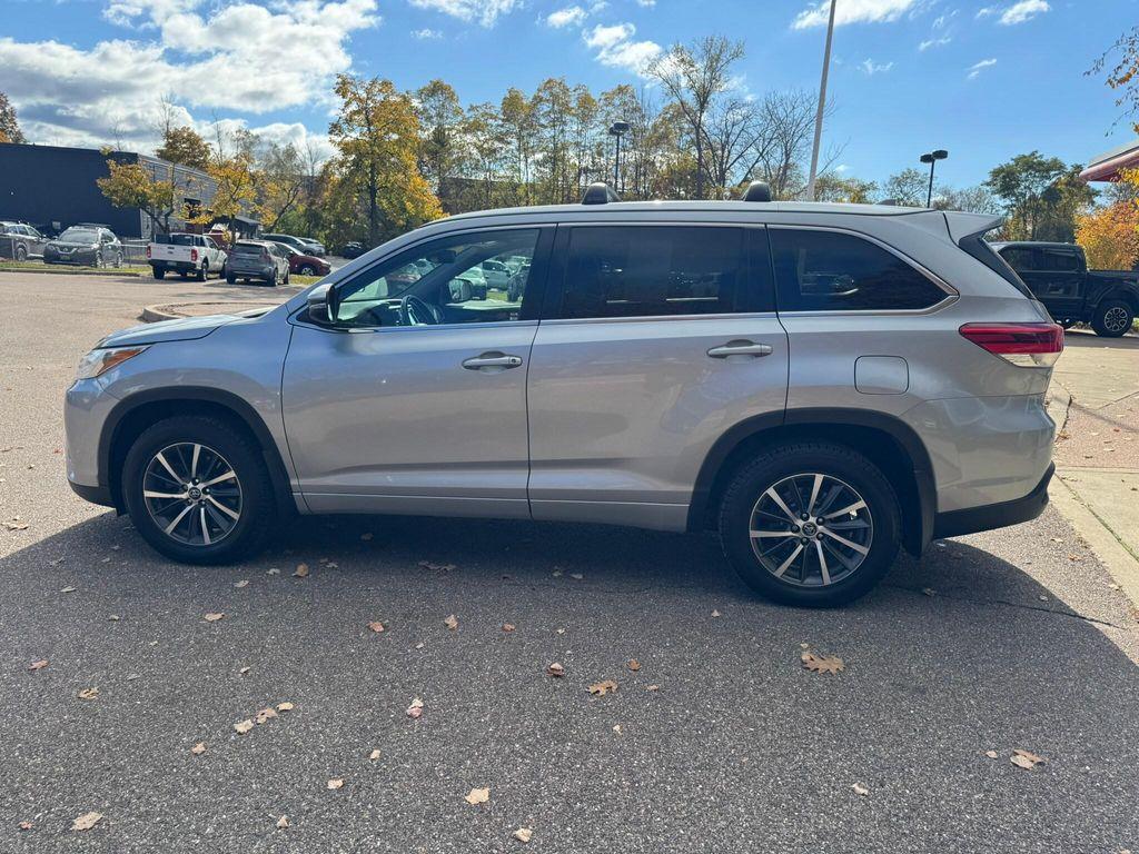 used 2017 Toyota Highlander car, priced at $18,498