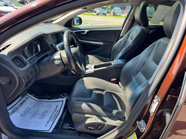 used 2018 Volvo V60 Cross Country car, priced at $16,498