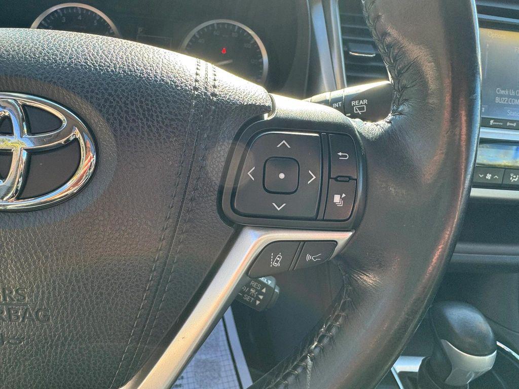 used 2017 Toyota Highlander car, priced at $15,498