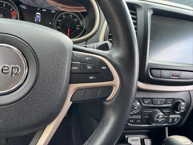 used 2018 Jeep Cherokee car, priced at $15,498