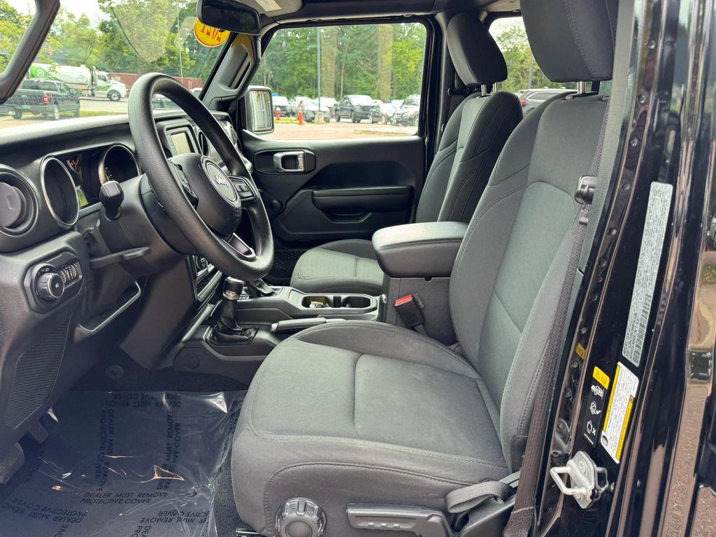 used 2021 Jeep Wrangler Unlimited car, priced at $28,998