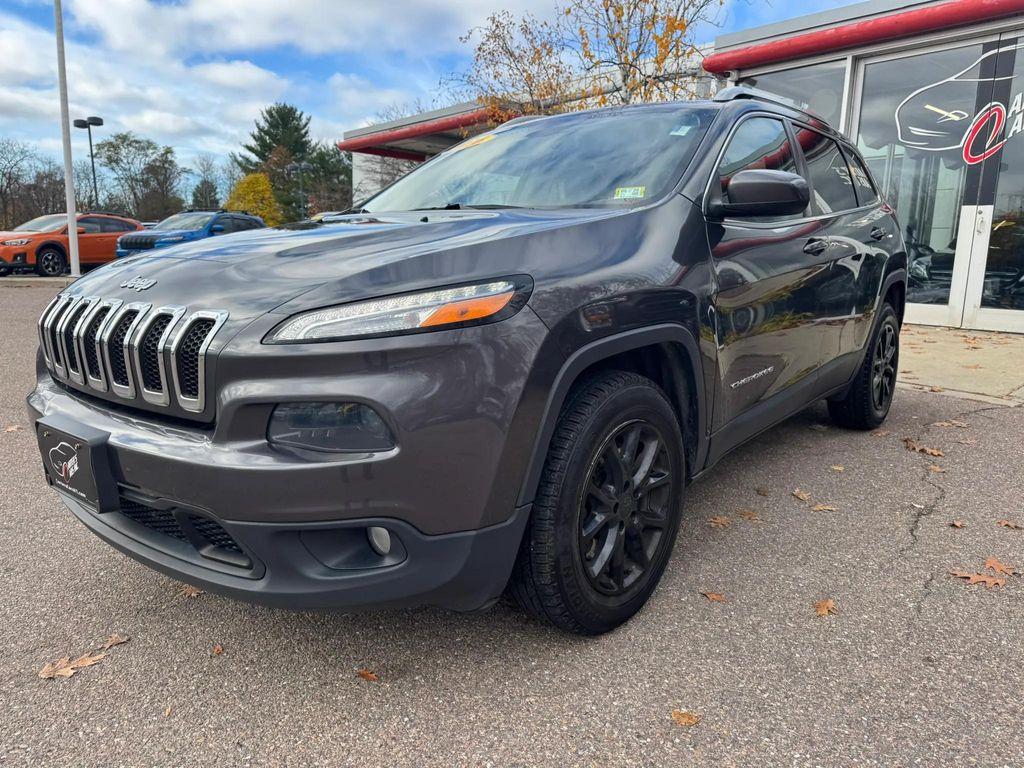 used 2016 Jeep Cherokee car, priced at $11,498