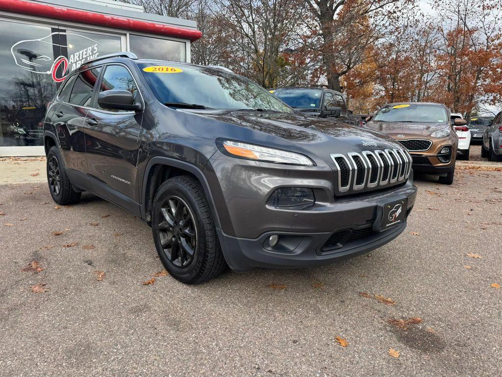 used 2016 Jeep Cherokee car, priced at $11,498