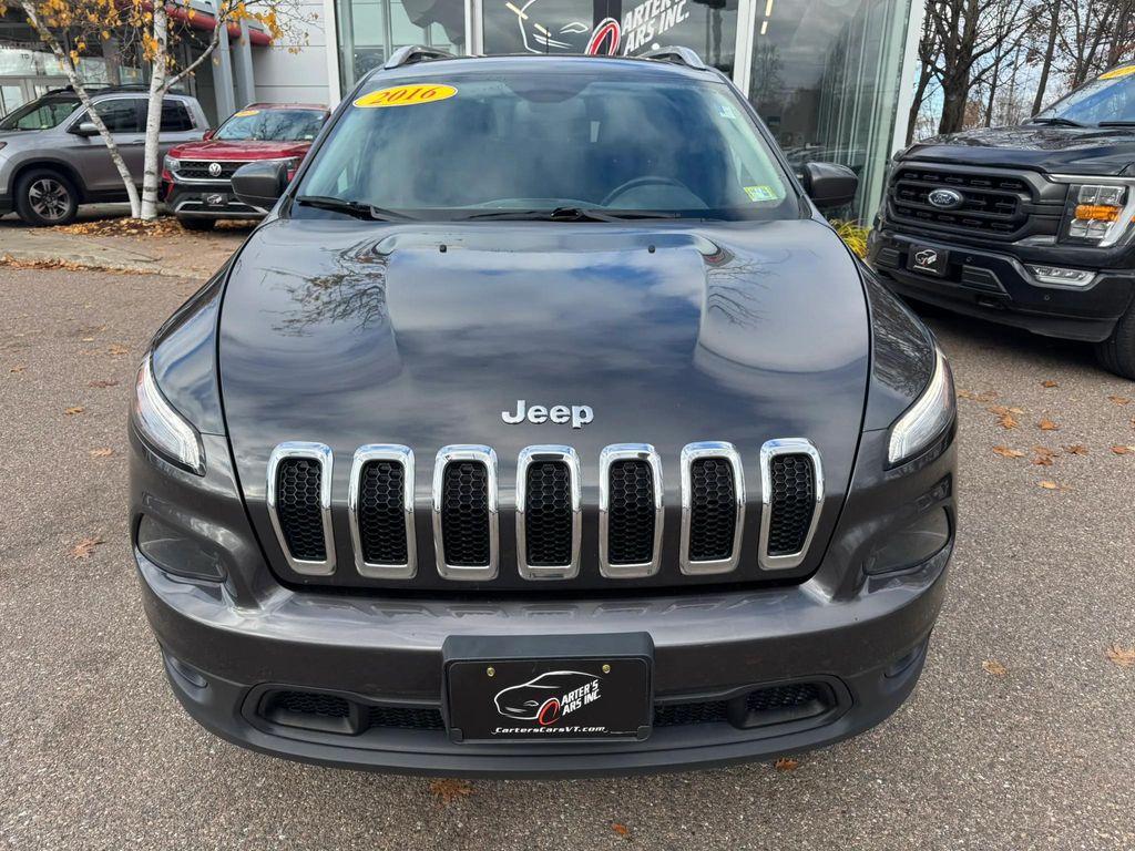 used 2016 Jeep Cherokee car, priced at $11,498