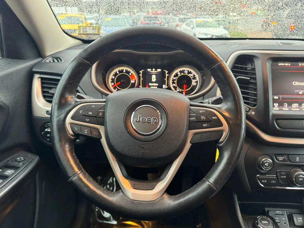 used 2016 Jeep Cherokee car, priced at $11,498