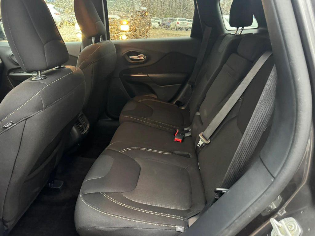 used 2016 Jeep Cherokee car, priced at $11,498