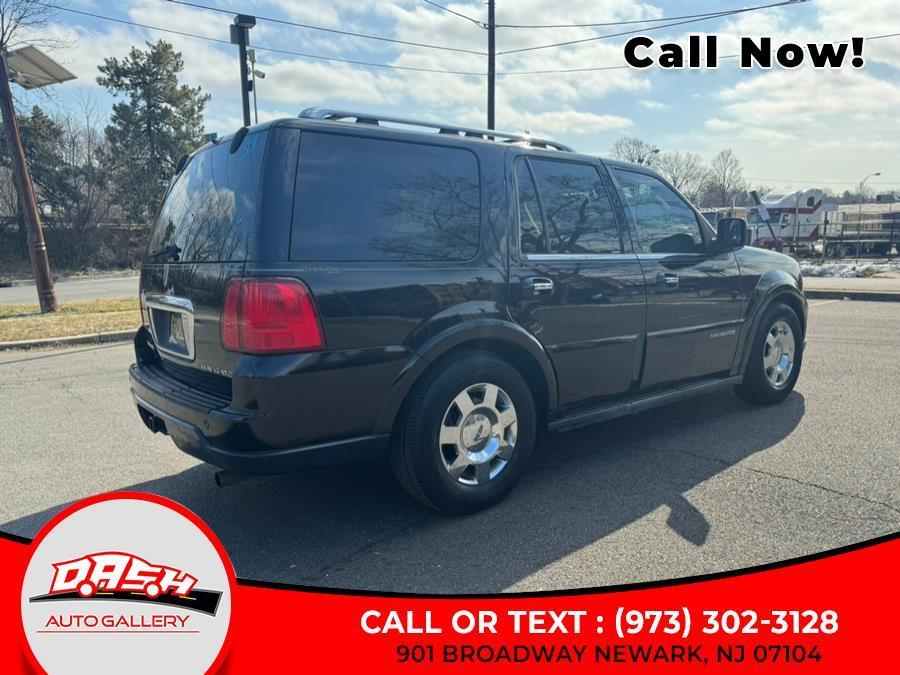 used 2006 Lincoln Navigator car, priced at $7,499