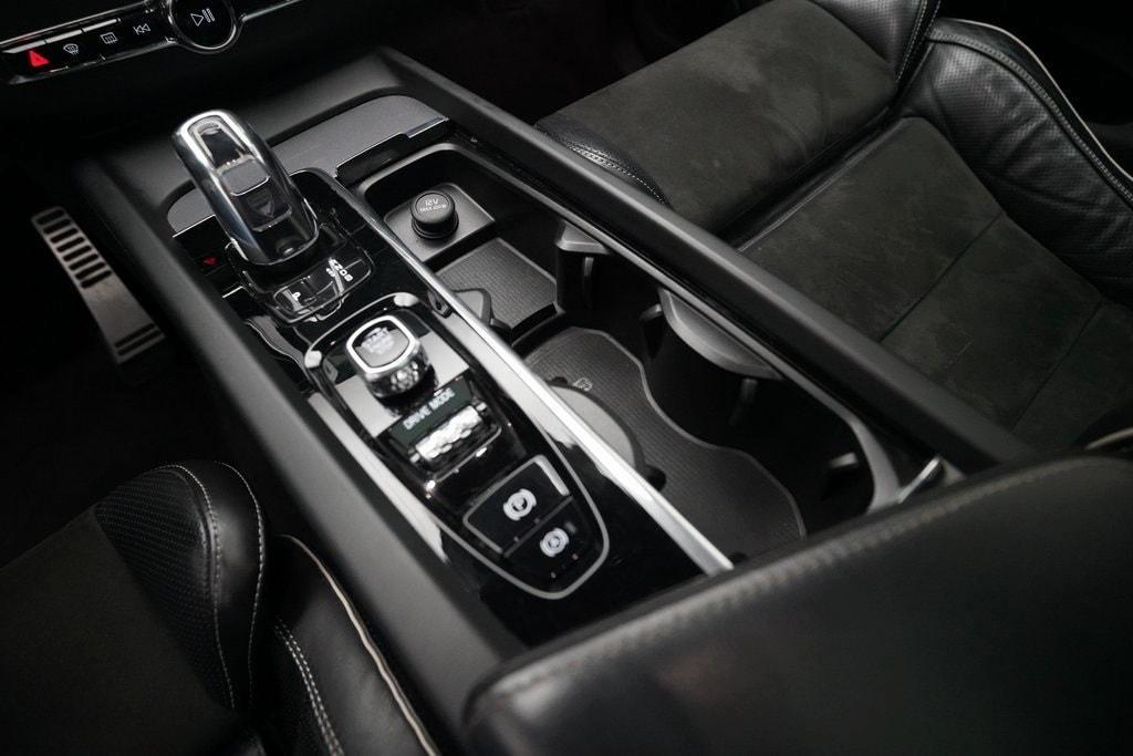 used 2018 Volvo XC60 Recharge Plug-In Hybrid car, priced at $21,650