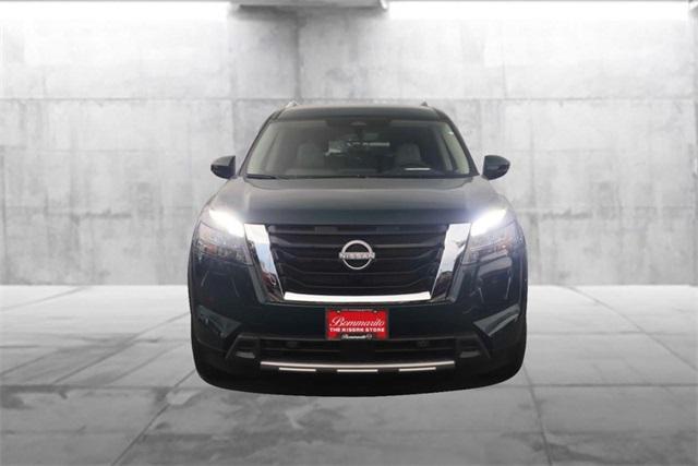 new 2025 Nissan Pathfinder car, priced at $36,965