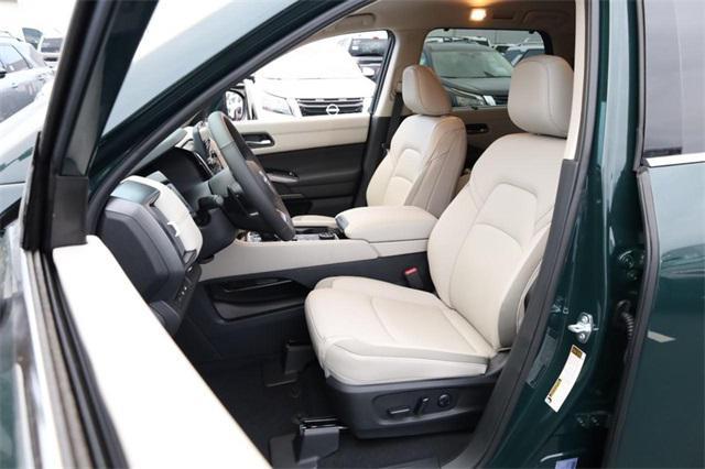 new 2025 Nissan Pathfinder car, priced at $36,965