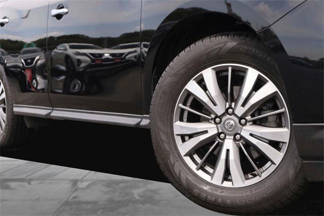 used 2019 Nissan Pathfinder car