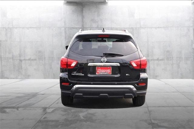 used 2019 Nissan Pathfinder car