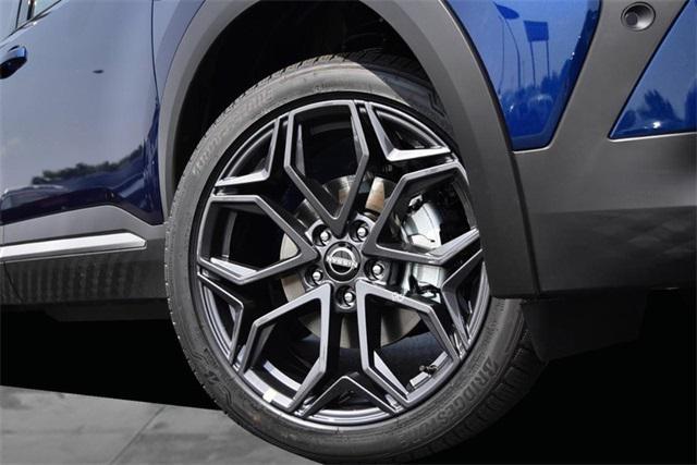 new 2025 Nissan Kicks car, priced at $29,190