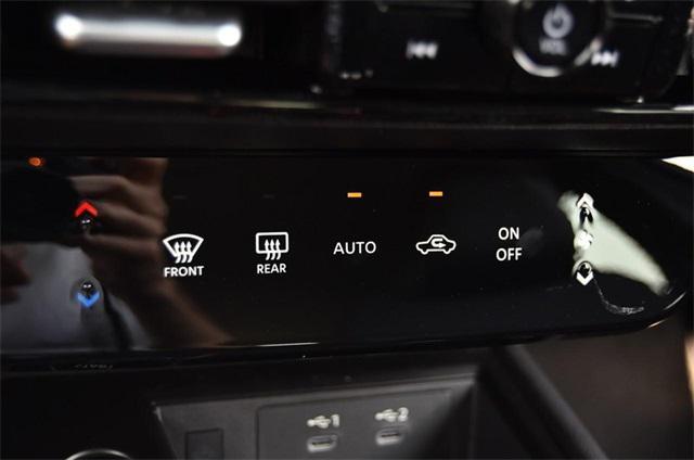 new 2025 Nissan Kicks car, priced at $29,190