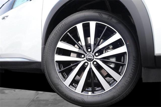 new 2025 Nissan Pathfinder car, priced at $47,935