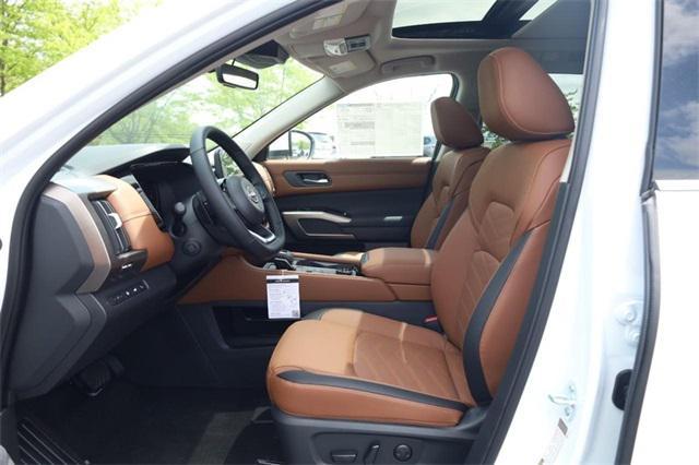 new 2025 Nissan Pathfinder car, priced at $47,935