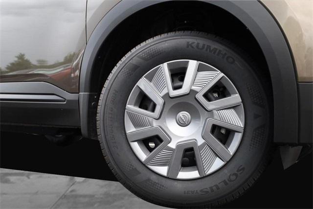 new 2025 Nissan Kicks car, priced at $22,065
