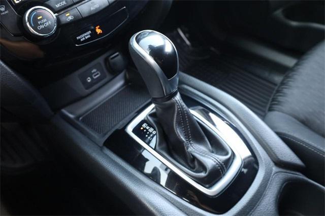 used 2019 Nissan Rogue car, priced at $19,977