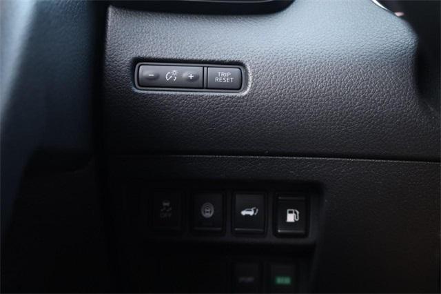 used 2019 Nissan Rogue car, priced at $19,977