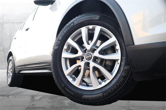 used 2019 Nissan Rogue car, priced at $19,977