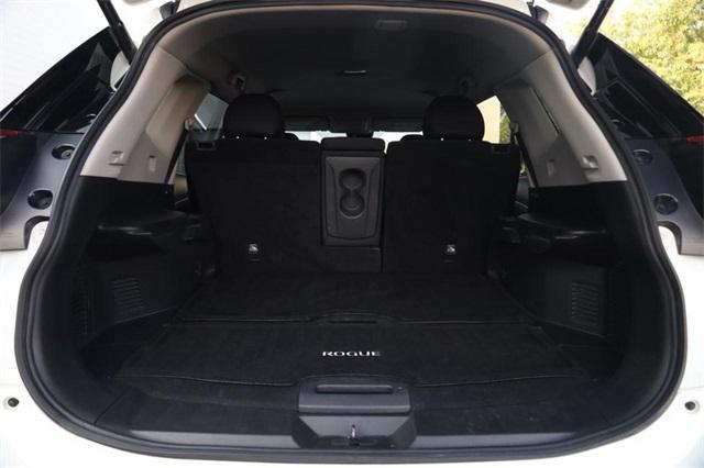 used 2019 Nissan Rogue car, priced at $19,977