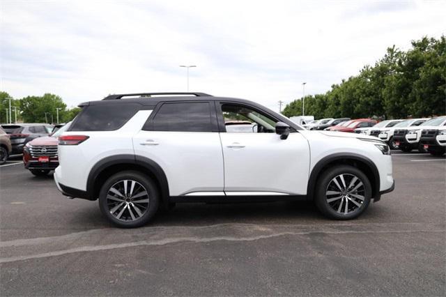 new 2025 Nissan Pathfinder car, priced at $47,580