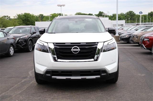 new 2025 Nissan Pathfinder car, priced at $47,580