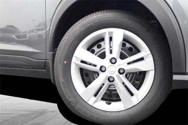 new 2025 Nissan Kicks car, priced at $22,555