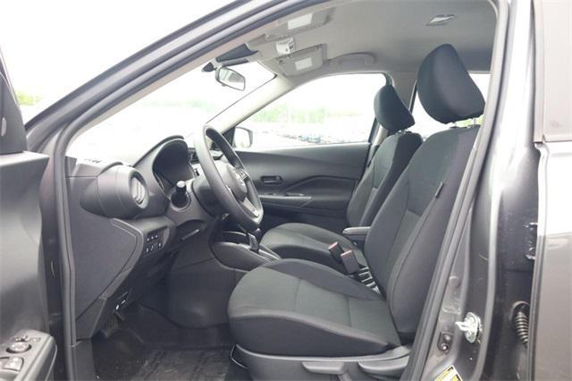 new 2025 Nissan Kicks car, priced at $22,555