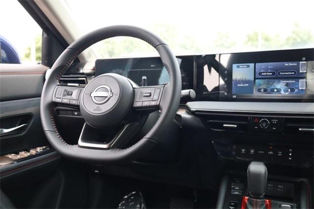 new 2025 Nissan Kicks car, priced at $27,965