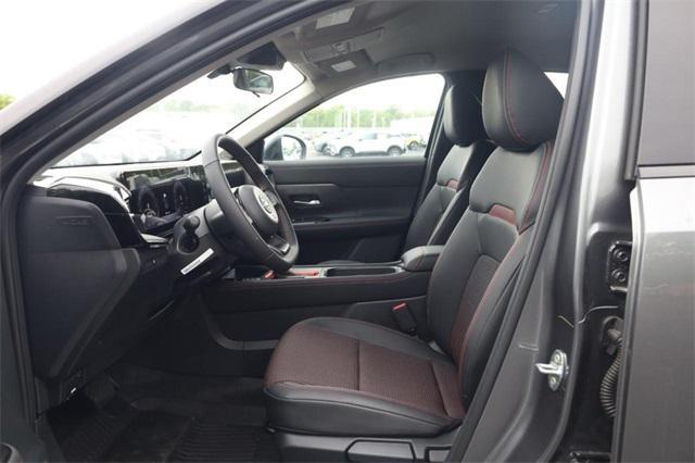 new 2025 Nissan Kicks car, priced at $29,725