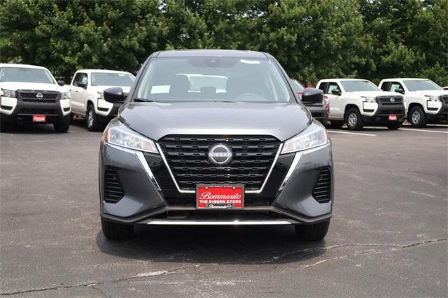 new 2025 Nissan Kicks car, priced at $22,465