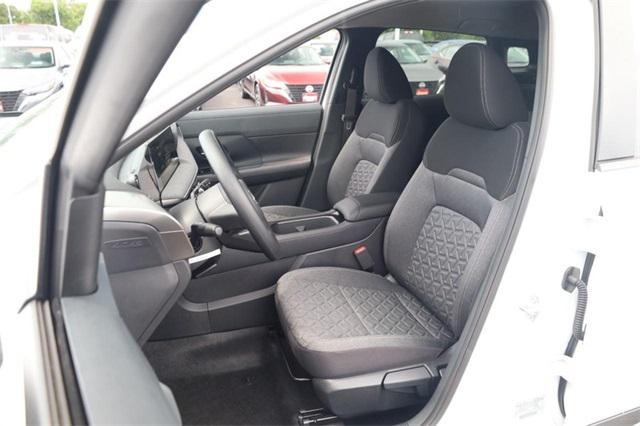 new 2025 Nissan Kicks car, priced at $23,355