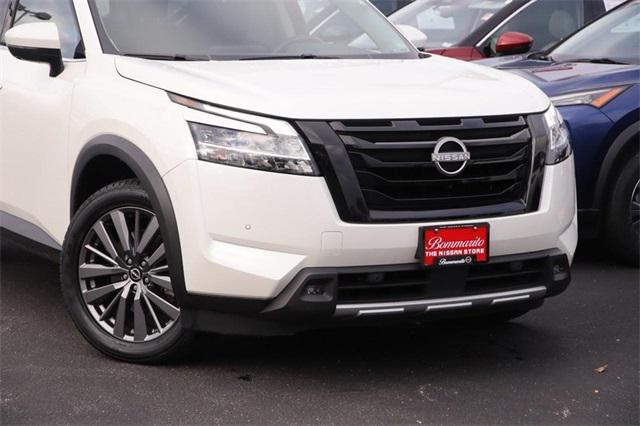 used 2023 Nissan Pathfinder car, priced at $36,995