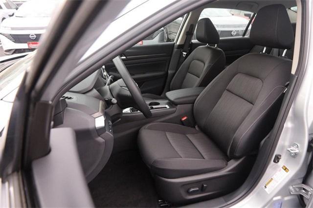 new 2025 Nissan Altima car, priced at $27,800