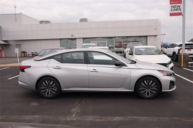new 2025 Nissan Altima car, priced at $27,800