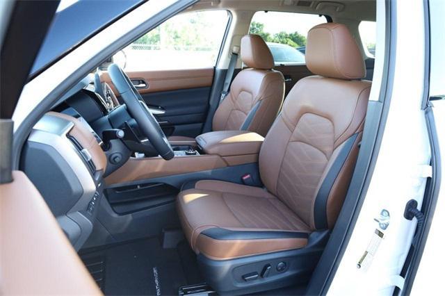 new 2025 Nissan Pathfinder car, priced at $50,570