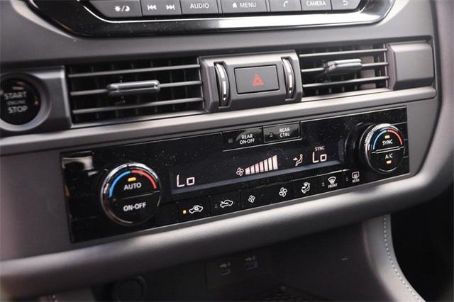 new 2025 Nissan Pathfinder car, priced at $32,860