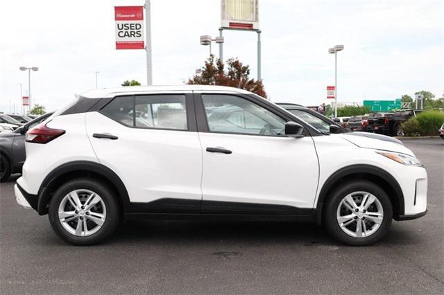 new 2025 Nissan Kicks car, priced at $21,000