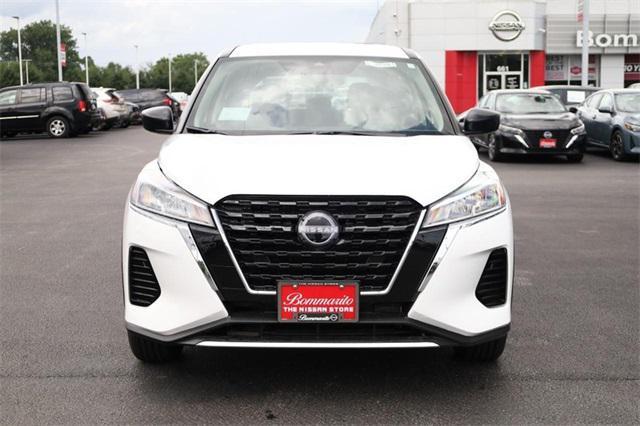 new 2025 Nissan Kicks car, priced at $21,000