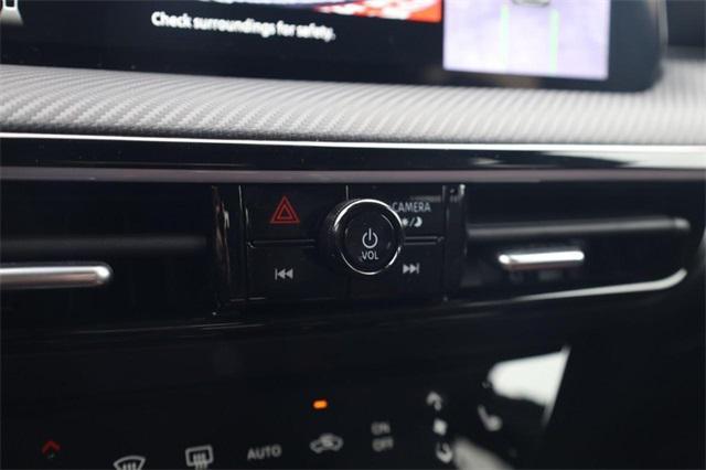 new 2025 Nissan Kicks car, priced at $30,040