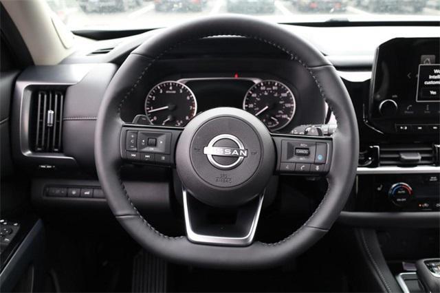 new 2025 Nissan Pathfinder car, priced at $42,920