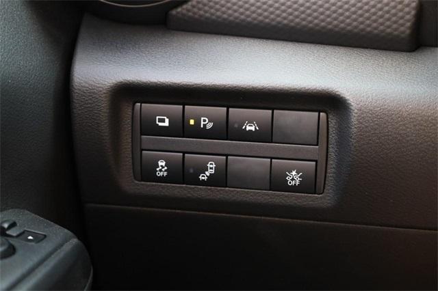 new 2025 Nissan Kicks car, priced at $21,660