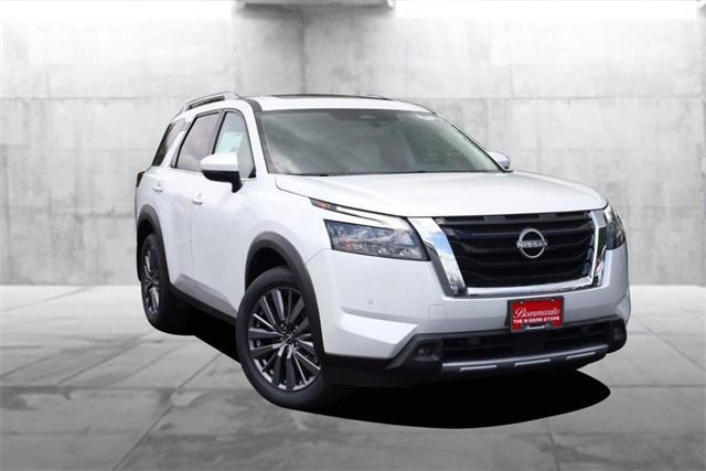 new 2025 Nissan Pathfinder car, priced at $43,985