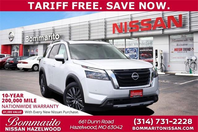 new 2025 Nissan Pathfinder car, priced at $43,985