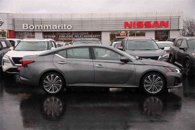 used 2023 Nissan Altima car, priced at $23,995