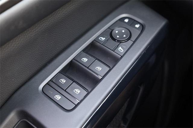 new 2025 Nissan Pathfinder car, priced at $31,475