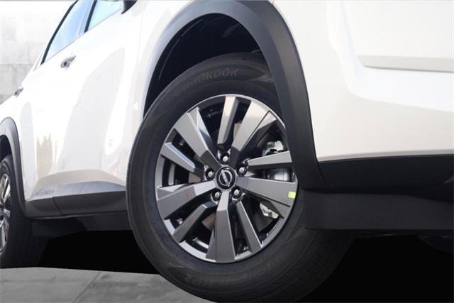 new 2025 Nissan Pathfinder car, priced at $31,475