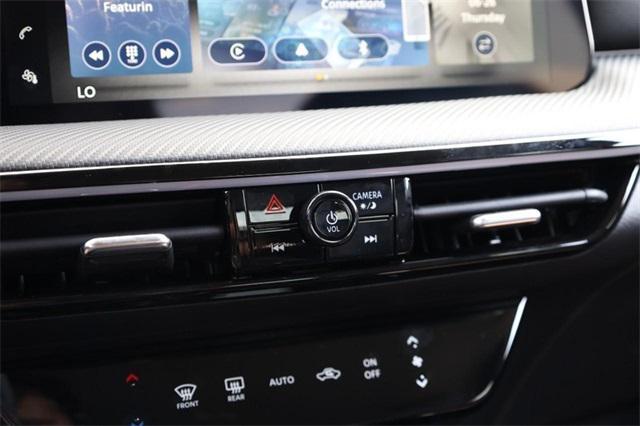 new 2025 Nissan Kicks car, priced at $27,785